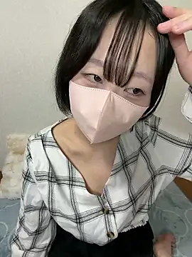 Snapshot of _JINA_tan chatting on 10-22-25, 11:20 JINA tan online show from 10-22-25, 11:20