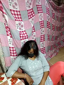 Snapshot of Your_seema_208 chatting on 10-03-25, 01:42 Your seema 208 online show from 10-03-25, 01:42