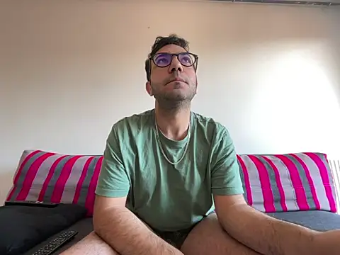 xochipilliii online show from 10-05-25, 08:16