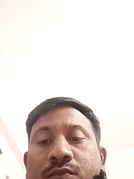 SlipperyRebound0 online show from 11-17-25, 03:16