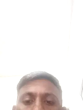 SlipperyRebound0 online show from 10-30-25, 05:21