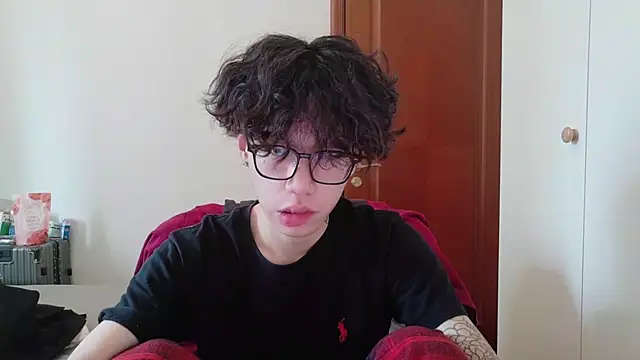 hangzi-0011 online show from 10-17-25, 05:55