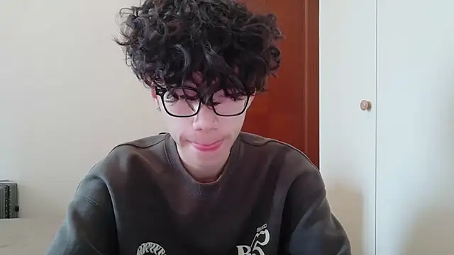 hangzi-0011 online show from 10-12-25, 08:05