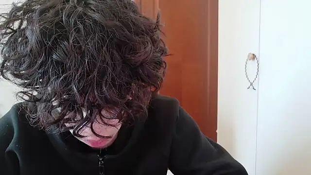 hangzi-0011 online show from 10-16-25, 01:36