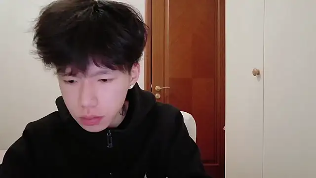 hangzi-0011 online show from 11-18-25, 10:40