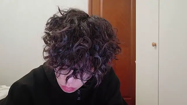 hangzi-0011 online show from 10-24-25, 07:29