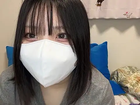 YUKINA 00 online show from 09-28-25, 02:35