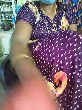 Snapshot of Tamilselviroja- chatting on 05-17-26, 01:55 Tamilselviroja- online show from 05-17-26, 01:55