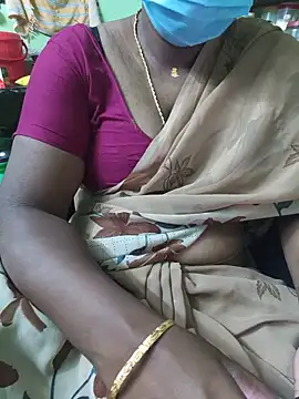 Snapshot of Tamilselviroja- chatting on 05-15-26, 02:37 Tamilselviroja- online show from 05-15-26, 02:37