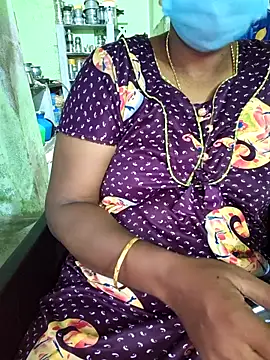 Snapshot of Tamilselviroja- chatting on 05-10-26, 02:30 Tamilselviroja- online show from 05-10-26, 02:30