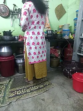 Tamilselviroja- online show from 01-16-26, 04:00