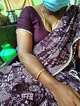 Snapshot of Tamilselviroja- chatting on 05-09-26, 03:04 Tamilselviroja- online show from 05-09-26, 03:04