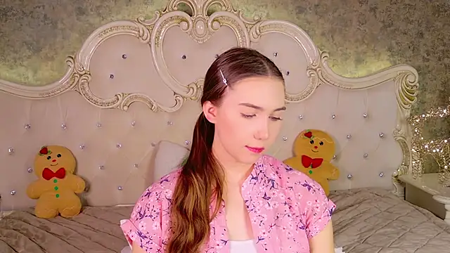 OliviaLay online show from 12-05-25, 11:20