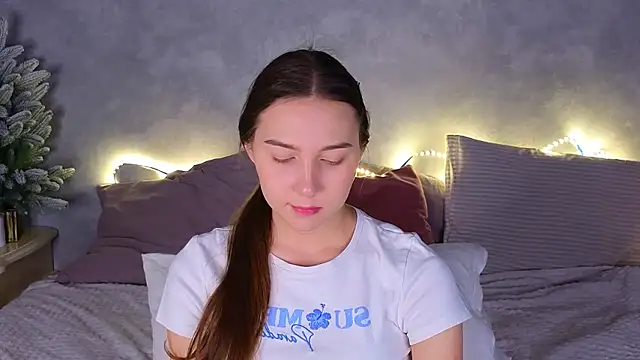 OliviaLay online show from 01-10-26, 11:05