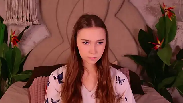 OliviaLay online show from 11-07-25, 11:15