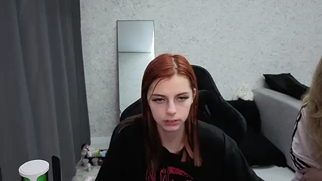 Snapshot of Kitti_sweet chatting on 10-05-25, 01:24 Kitti sweet online show from 10-05-25, 01:24
