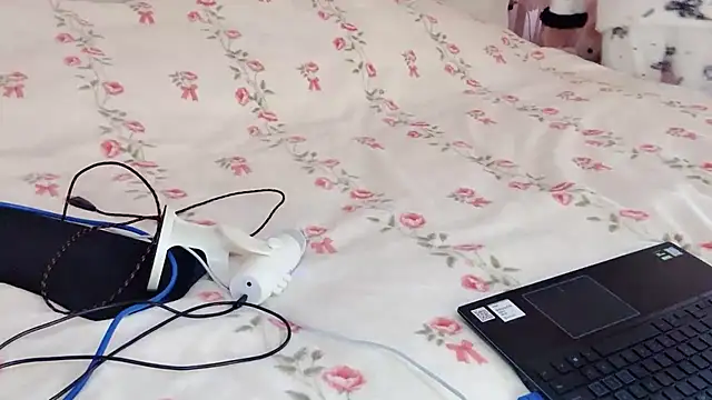 Titi-175 online show from 12-16-25, 05:22