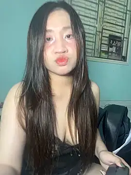 Sexy dancing girl online show from 10-26-25, 02:28