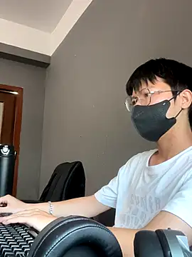 Tuna08k online show from 10-03-25, 07:10