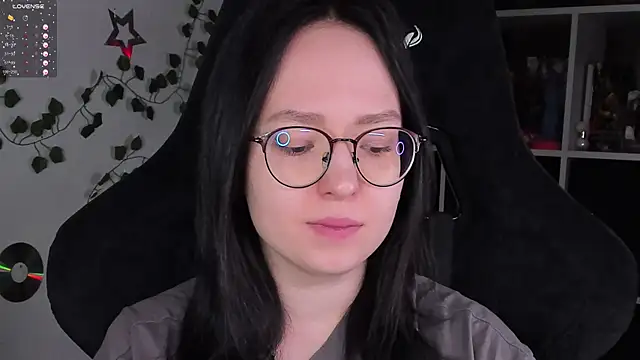 power robynn online show from 10-16-25, 04:04