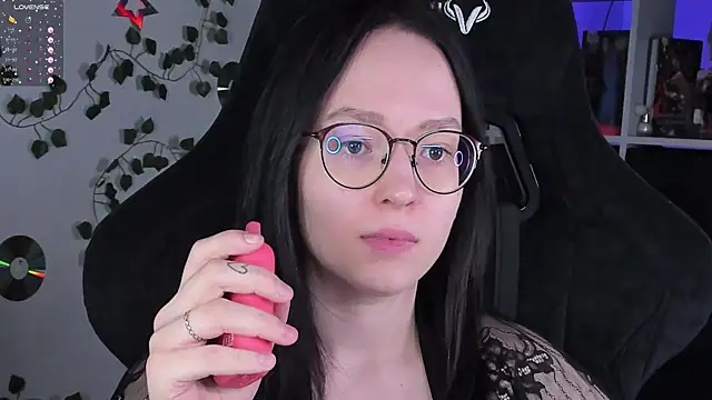 power robynn online show from 10-19-25, 03:37