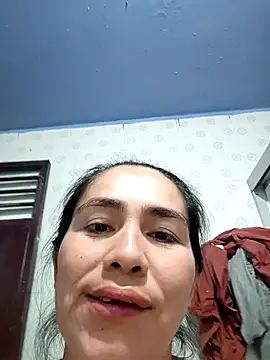 single-mother-indecent- online show from 10-11-25, 11:22