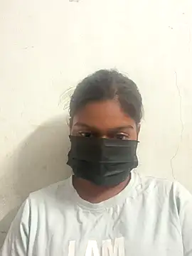 Snapshot of Christy2011 chatting on 09-28-25, 03:08 Christy2011 online show from 09-28-25, 03:08