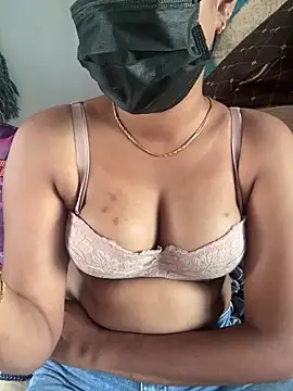 Snapshot of Christy2011 chatting on 09-30-25, 07:58 Christy2011 online show from 09-30-25, 07:58