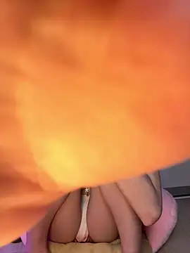 Snapshot of bunnyirisluv chatting on 02-26-26, 10:10 bunnyirisluv online show from 02-26-26, 10:10