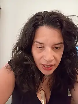 Snapshot of MoritaSalvaj chatting on 10-21-25, 05:01 MoritaSalvaj online show from 10-21-25, 05:01