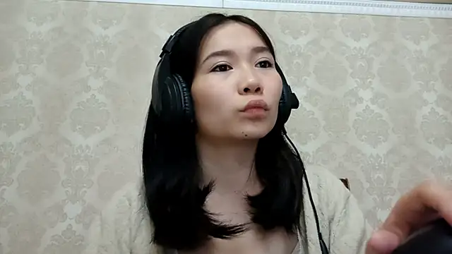 YukiShaapan online show from 10-22-25, 10:25