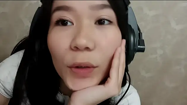 YukiShaapan online show from 10-06-25, 10:49