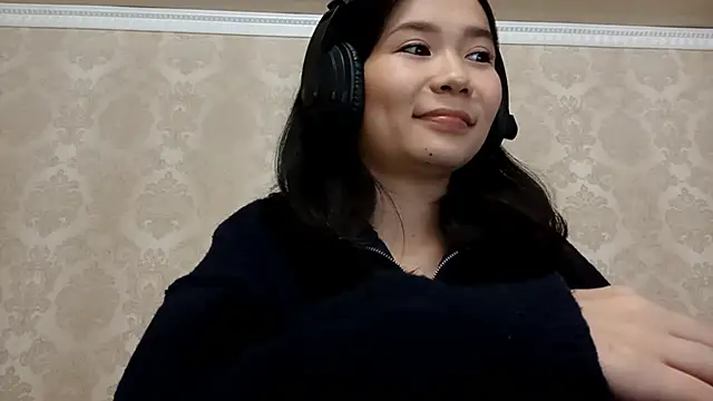 YukiShaapan online show from 10-31-25, 06:26