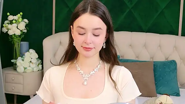 EvaSwen online show from 04-15-26, 05:57