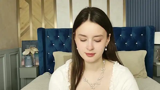 EvaSwen online show from 04-13-26, 06:45