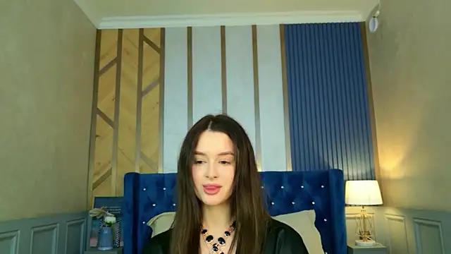 EvaSwen online show from 06-12-26, 10:57