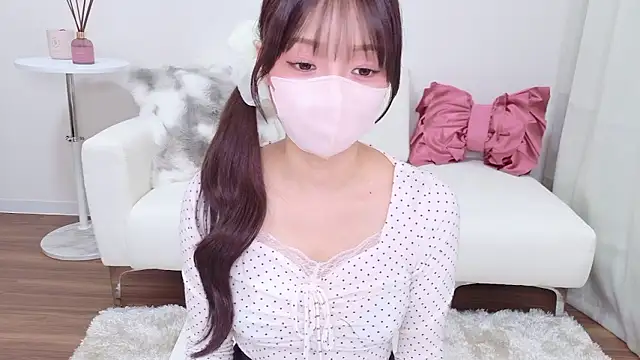 Seira  nn online show from 02-23-26, 04:36