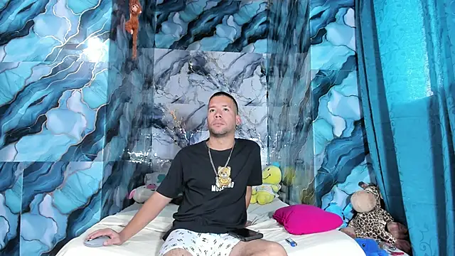 celesteyorucso1 online show from 10-16-25, 09:34