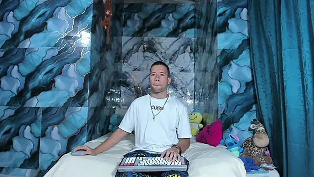 celesteyorucso1 online show from 10-20-25, 10:43