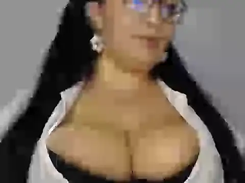 Snapshot of miss_Lia13 chatting on 10-23-25, 07:23 miss Lia13 online show from 10-23-25, 07:23