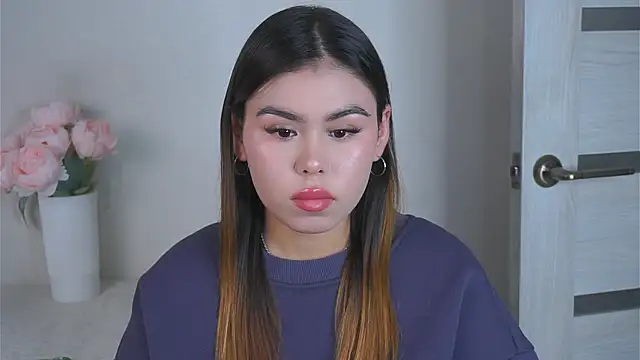 Snapshot of CarolinaPlack chatting on 09-30-25, 04:02 CarolinaPlack online show from 09-30-25, 04:02