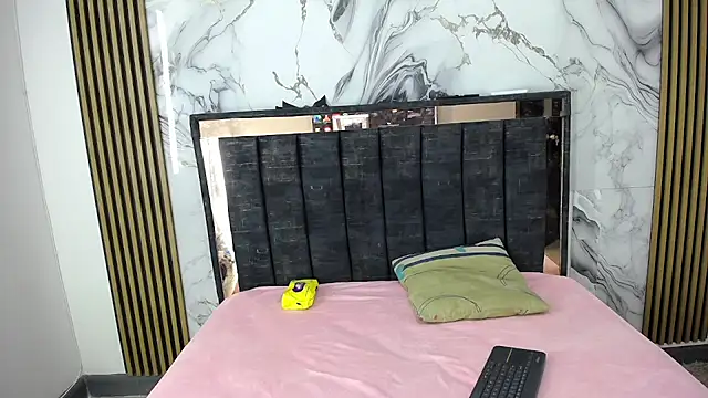 genesis and alex online show from 02-24-26, 01:12