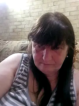 Apeesynka55211 online show from 04-15-26, 07:58