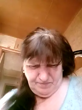 Apeesynka55211 online show from 05-06-26, 03:21