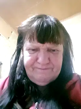 Snapshot of Apeesynka55211 chatting on 10-17-25, 02:59 Apeesynka55211 online show from 10-17-25, 02:59