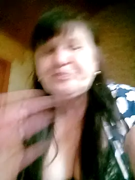 Apeesynka55211 online show from 04-18-26, 02:19