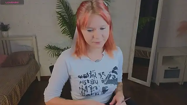 kitten murray  online show from 10-15-25, 05:50