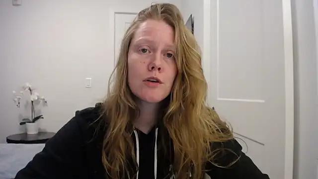 naughtyfox89 online show from 04-18-26, 03:20