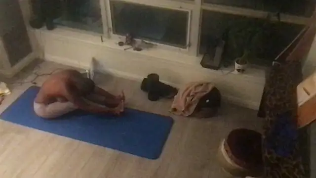 Snapshot of tia___fox chatting on 10-29-25, 04:22 tia   fox online show from 10-29-25, 04:22