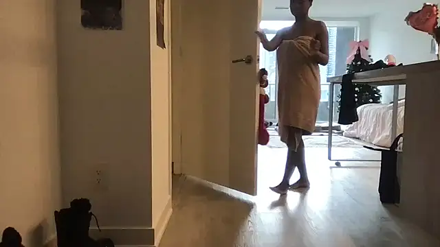 tia   fox online show from 02-11-26, 07:58